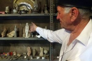 Taş işleme ustası Suriye'deki eserlerine kavuşmak istiyor
