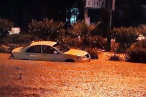 Duhok'ta sel 4 can aldı
