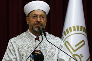 Ali Erbaş: Bilgiyi yeniden inşa etmek müminlerin kulluk sorumluluğudur