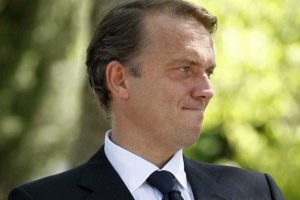Cem Uzan yeniden siyasete dönüyor!