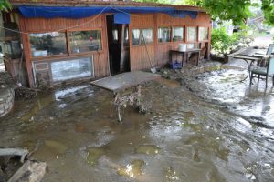 Turizm kenti Selçuk'ta sel felaketi!