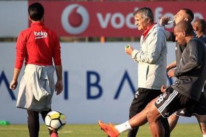 Şenol Güneş: Rehavete kapılmayın