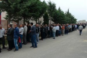 Kilis'te binlerce kişi kuyruk oluşturdu!
