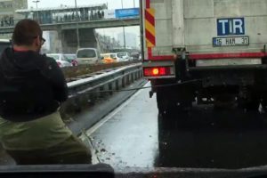 Trafiği birbirine kattı!