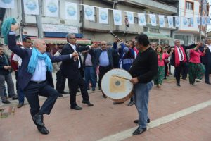 Bursa'da Hıdırellez coşkusu Nilüfer'de doyasıya yaşandı