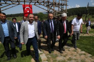 Bursa Büyükşehir Keles'te muhtarları dinledi