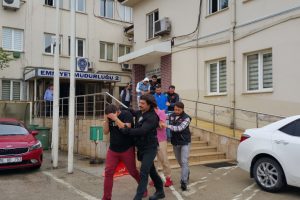 Bursa'da uyuşturucu şebekesine büyük darbe: 25 gözaltı