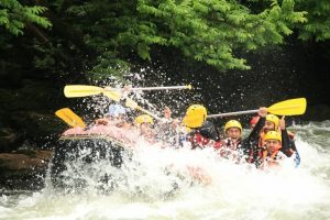 Raftingciler oraya akın etti