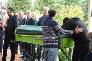 Pilavdan zehirlenen genç Bursa'da gözyaşları ile uğurlandı