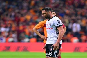 Tosic yine cezalı duruma düştü
