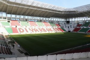 Finalde stadın 4'te 3'ü Fenerbahçe taraftarına