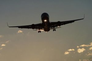 Kuzey Kore Güney'den uçuş rotası açmak istiyor