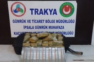 Piyasa değeri 975 bin TL esrar ele geçirildi