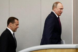 Vladimir Putin'den dolar çıkışı