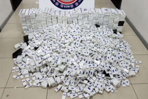 8 bin 480 paket kaçak sigara ele geçirildi