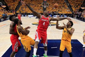 Rockets ve Warriors konferans finalinde