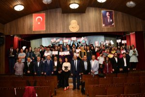Bursa'da Genç Suareler ödüllerini aldı