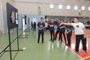 Bursa Nilüfer'de spor şenliklerinde dart ve tenis heyecanı yaşandı