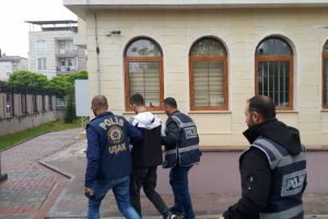 Uşak'ta narkotik operasyonu: 14 gözaltı