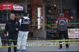 Alacak verecek kavgası: 2'si ağır 3 yaralı