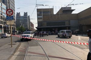 Brüksel'de tren istasyonunda silah sesleri