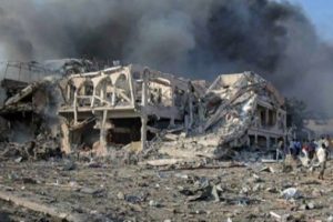 Somali'de intihar saldırısı: 15 ölü