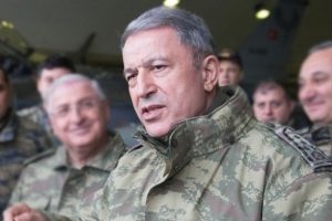 Orgeneral Akar, EFES-2018 Tatbikatı'nda gece atışlarını izledi