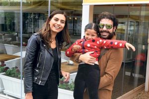 Amine Gülşe küçüklüğünü sokakta buldu