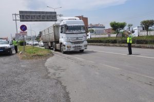 Tonajı aşan sürücülere 59 bin lira ceza