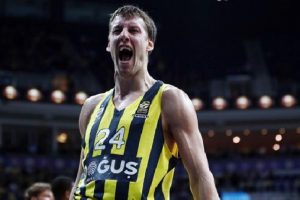 Jan Vesely, EuroLeague'in en iyi beşinde!