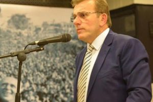 100 bin imzayı toplayamaya tek adaydan CHP'ye sitem