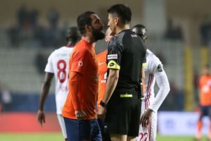 Arda Turan'a 16 maç men cezası