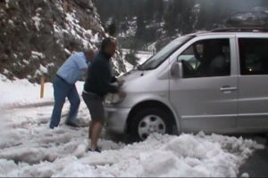 Tatilciler şortla kara yakalandı!
