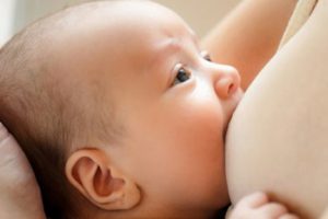 UNICEF: Her yıl anne sütü almayan 800 bin bebek ölüyor