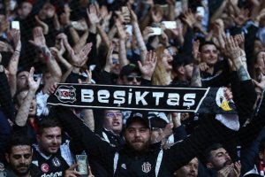 Beşiktaş'ta kombineler satışa çıkıyor