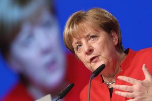 Merkel: Trump uluslararası güveni zedeliyor