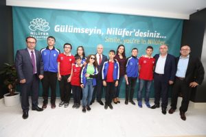 Bursa'da Başkan Bozbey'den görme engelli sporculara kutlama