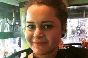 İntihar eden genç avukat toprağa verildi