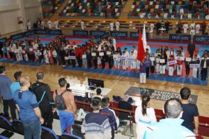 Küçük Kız Erkek Karate Türkiye Şampiyonası Çankırı'da başladı