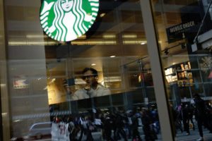 Starbucks'tan tuvalet kararı