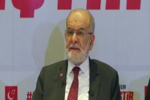 Karamollaoğlu gazetecilerle bir araya geldi