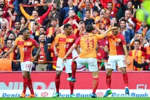 Sezonun en erken golü Belhanda'dan