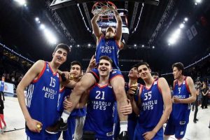 Basketbol Gençler Ligi'nde şampiyon Anadolu Efes