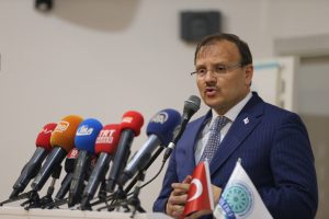 Çavuşoğlu, Bursa'da BİLDEF'in birlik ve beraberlik gecesine katıldı