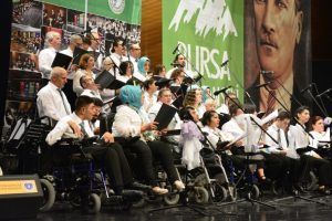 Bursa'da engellilerden ''Anneler Günü'' konseri