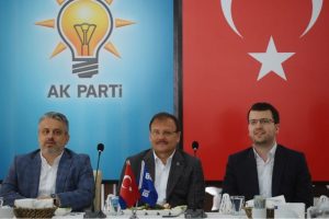 Çavuşoğlu, AK Parti Bursa İlçe Gençlik Kolları ile bir araya geldi