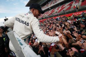 Hamilton İspanya'da da zirvede
