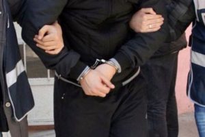 İhbarla sınırı geçemeden yakalandılar!