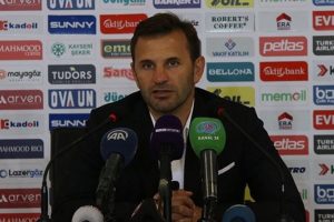 Akhisarspor'da ligde kalma sevinci