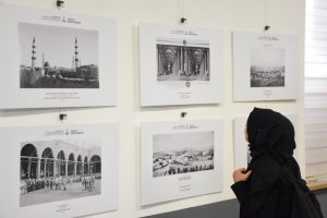Kâbe fotoğrafları Bursa Vakıf Müzesi'nde